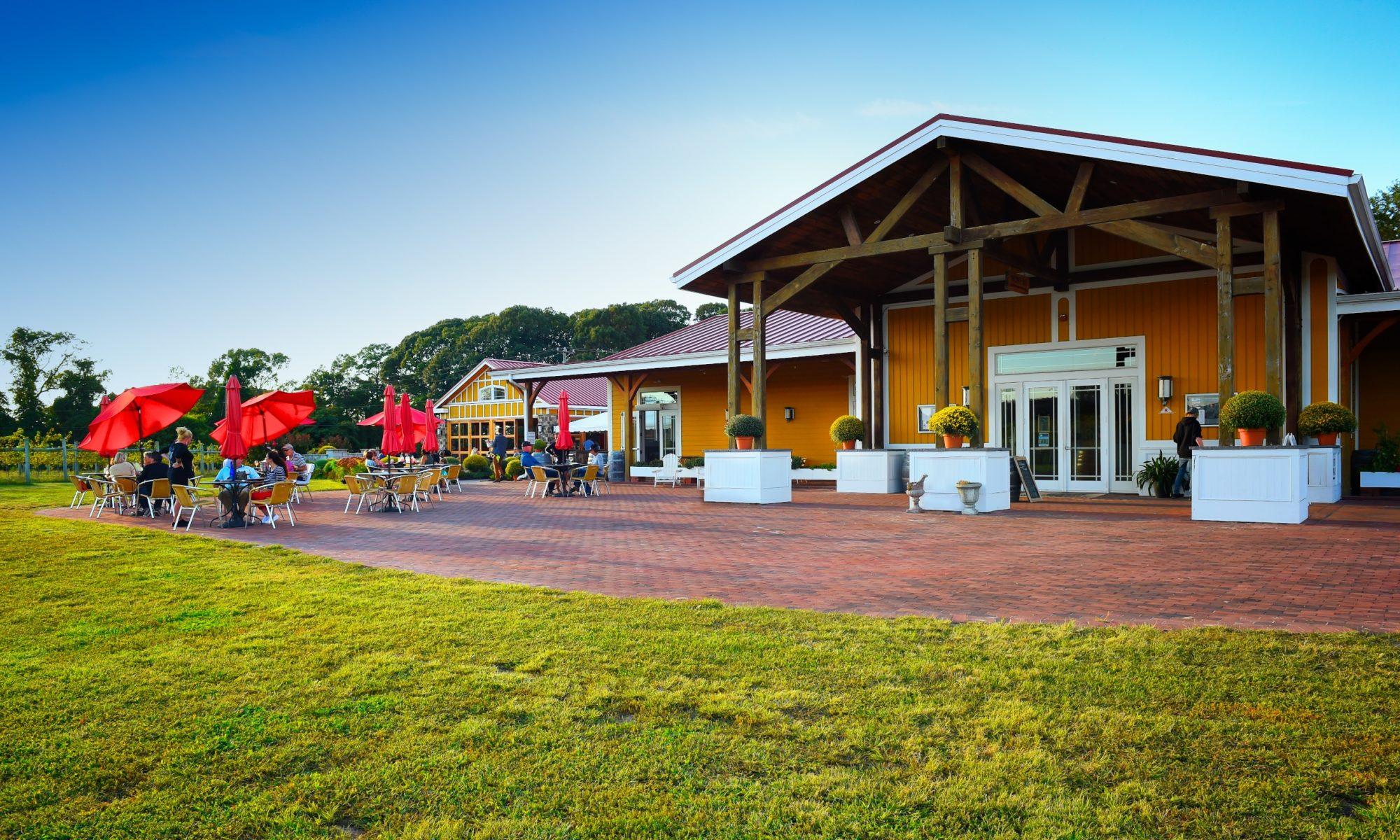 Welcome - Willow Creek Farm & Winery