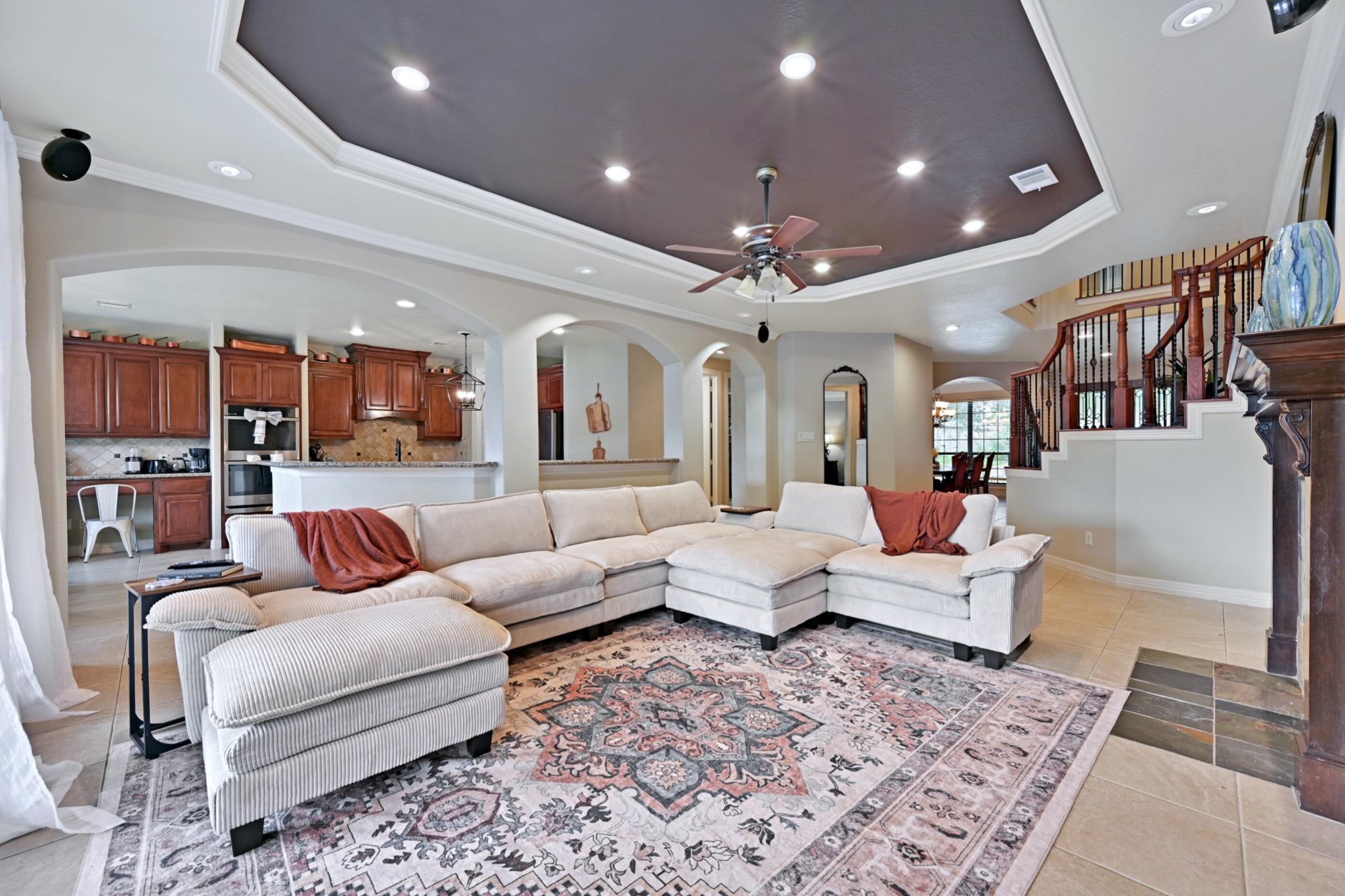 Furnished Estate Home w/ POOL in Friendswood Texas