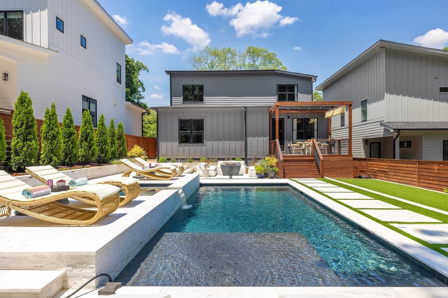 Mother's Day Rentals With Space for the Whole Family