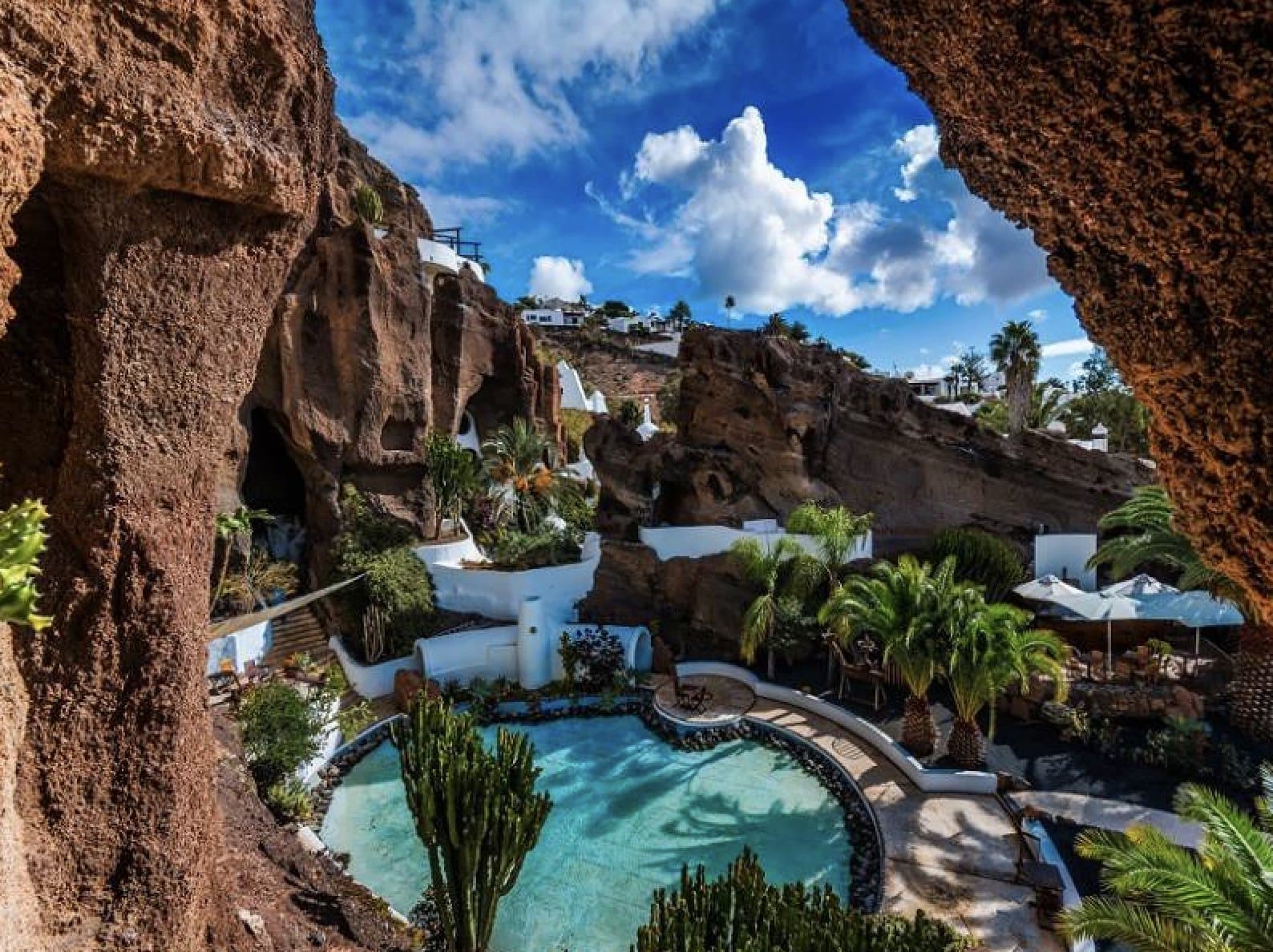 Best time to book a villa in Lanzarote