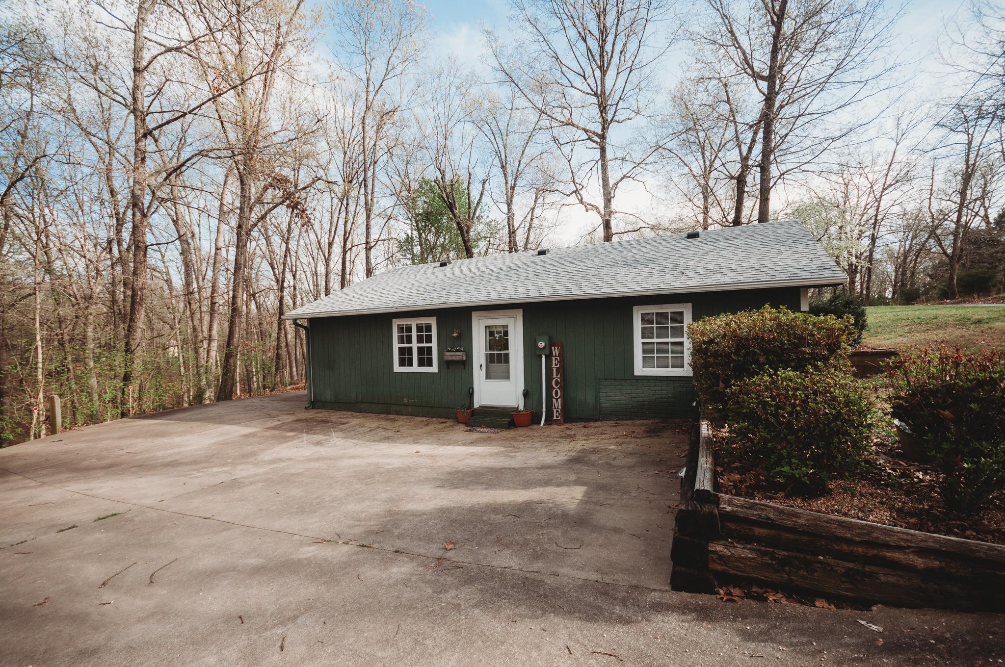 Directions to Hilltop Hideaway